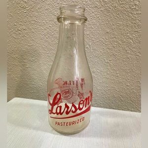Larson milk bottle vintage